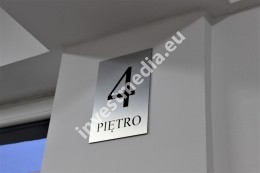 tabliczka z numerem piętra