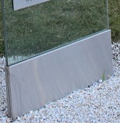 tablica szklana w podstawie ze stali nierdzewnej