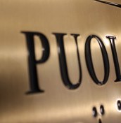 commemorative plaques made of brass