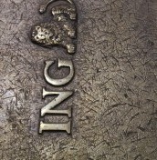 commemorative plaques made of brass