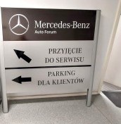 tabliczki parkingowe na słupku montowane do betonu, kostki, kamienia producent