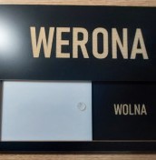 tabliczki sala konferencyjna z przesuwną płytką wolna zajęta