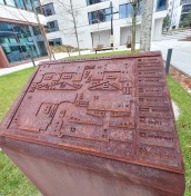 Typhlographic plan for the blind and visually impaired with Corten steel braille