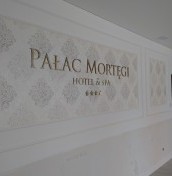 Logo litery na elewacje aluminium stal mosiądz