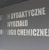 Logo litery na elewacje aluminium stal mosiądz