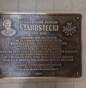 commemorative plaques made of brass