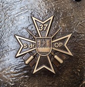 commemorative plaques made of brass