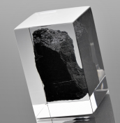 embedding objects in plexiglass, pouring any shape and size in plexiglass