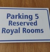 tabliczki na parking